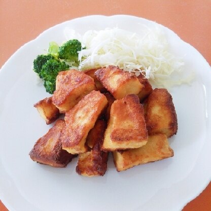 YAMAT☆さん♪この方法で高野豆腐が唐揚げ風になるのは、にわかに信じがたい話ですが、とっても美味しく出来ました！もはや鶏肉ですね☆素敵レシピ感謝o(^o^)o